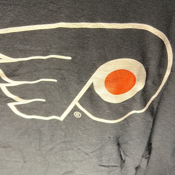 NHL Men’s Flyers Logo Tee Color Black Size Large - Picture 2 of 4
